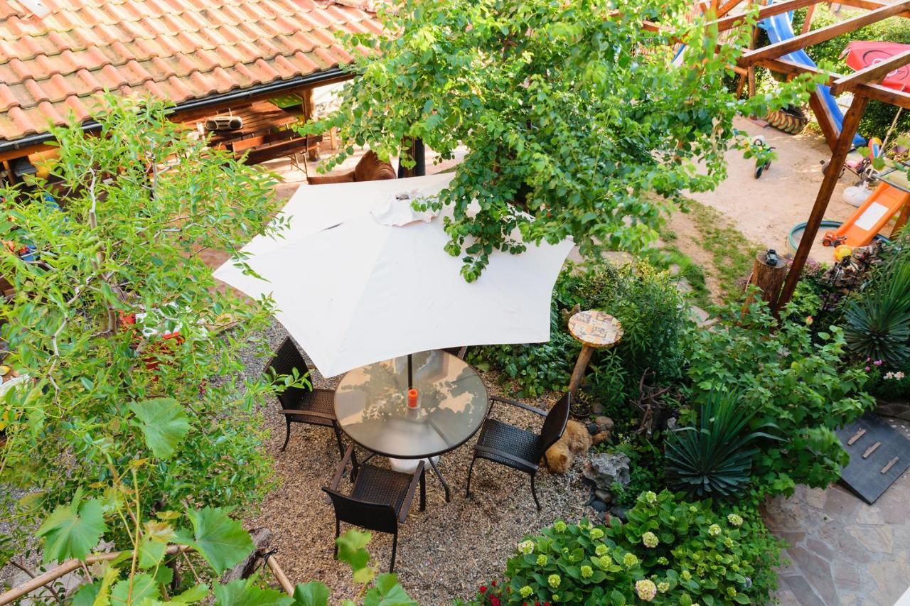Holiday House Gendar, Chernomorets Exterior foto